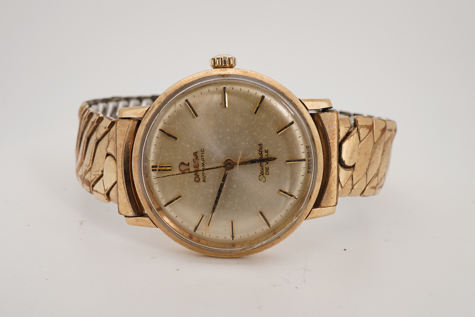 A gentleman's gold Omega Seamaster De Ville automatic wrist watch
